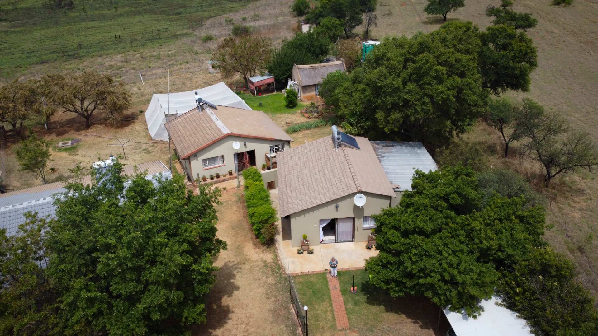 5 Bedroom Property for Sale in Hartbeespoort Rural North West